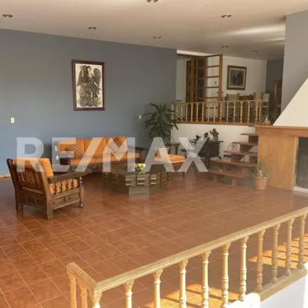 Buy this 4 bed house on Avenida Club de Golf in Club de Golf Vallescondido, 52930 Ciudad López Mateos