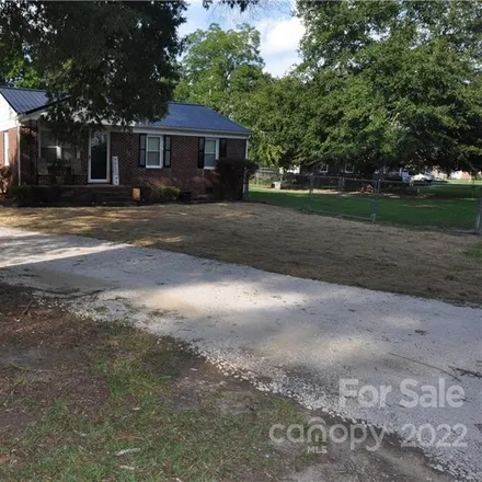 Image 2 - 100 Abell Street, Chester, SC 29706, USA - House for sale