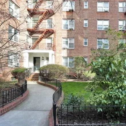 Buy this studio apartment on The Woodstock in 81st Street, New York