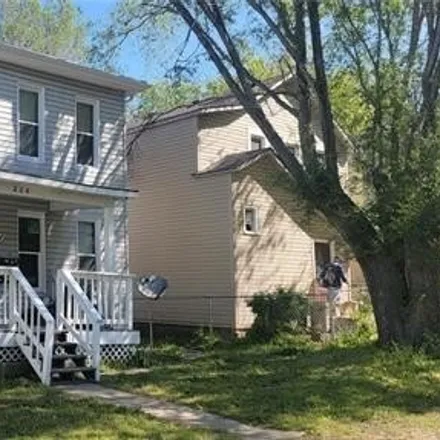 Buy this studio house on 278 Spruce Street in Leavenworth, KS 66048