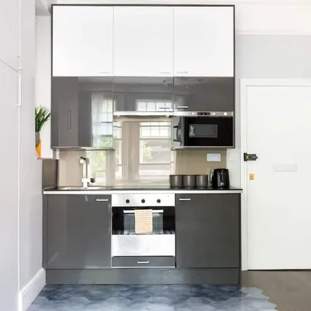 Image 2 - London, SW1V 1QL, United Kingdom - Apartment for rent