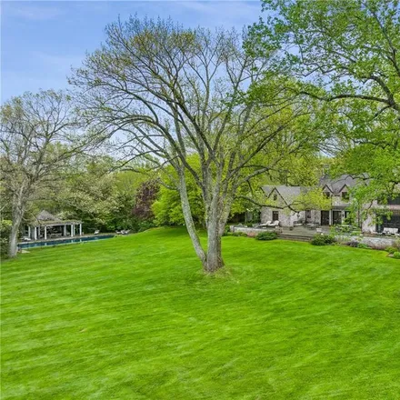 Buy this 6 bed house on 87 South Bedford Road in Sarles Corners, Pound Ridge