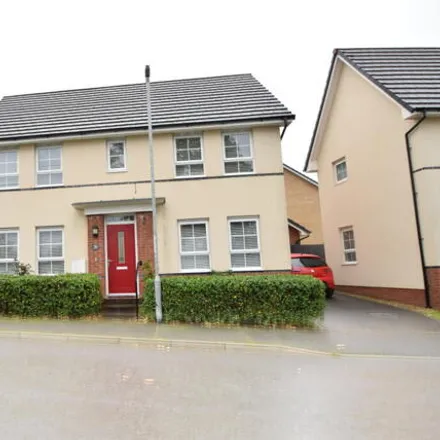 Buy this 4 bed house on unnamed road in Pontypool, NP4 8EG