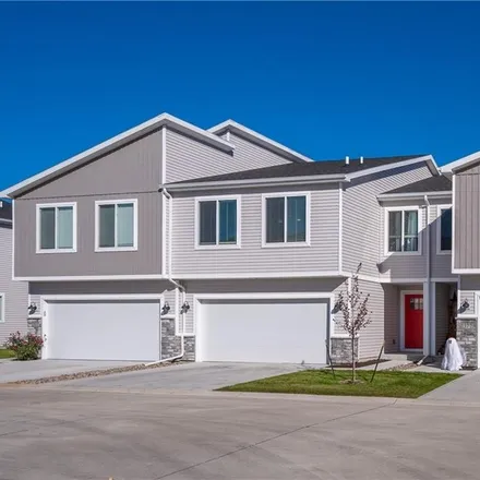 Buy this 3 bed townhouse on 199 Broderick Drive in Waukee, IA 50263