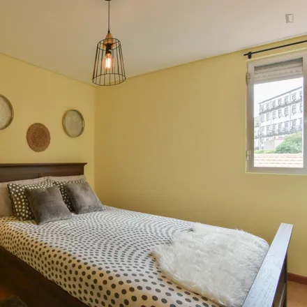 Rent this 2 bed apartment on Casa Ferraz in Travessa do Ferraz, 4050-367 Porto
