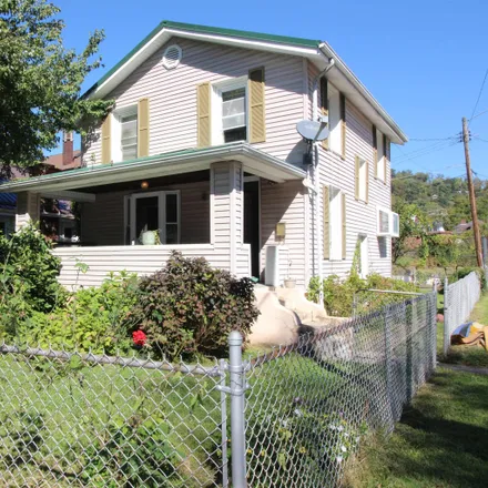 Buy this 2 bed house on 1302 Madison Street in West Side, Charleston