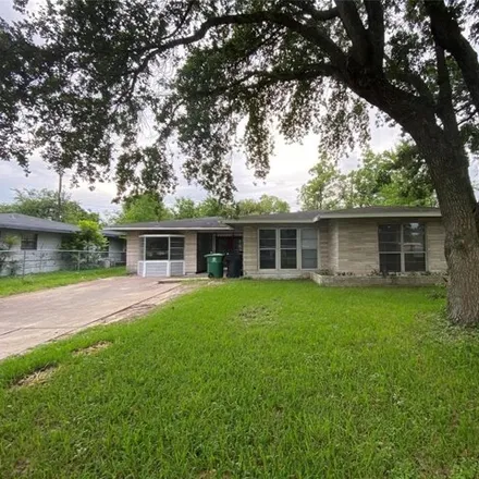 Rent this 4 bed house on 5791 Flamingo Drive in Houston, TX 77033