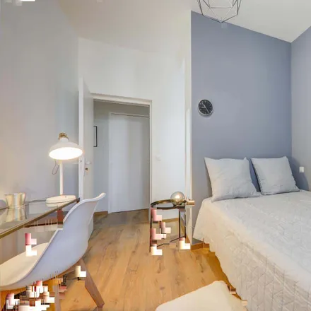 Rent this 3 bed room on 3 Rue Pierre Larousse in 69100 Villeurbanne, France