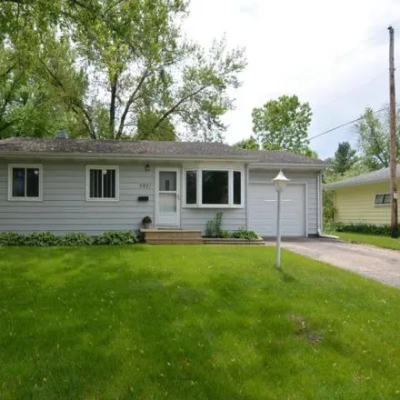 Buy this 3 bed house on 5979 Malabar Lane in Madison, WI 53711