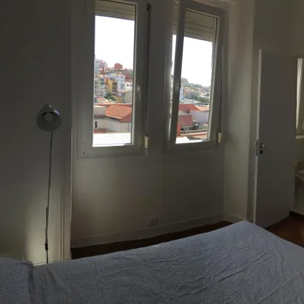 Rent this 4 bed room on Rua Capitão Renato Baptista 2-6 in 1150-334 Lisbon, Portugal