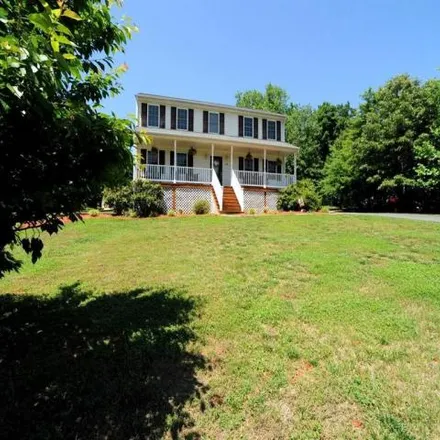 Image 2 - Woodland Drive, Madison Heights, VA 24572, USA - House for sale