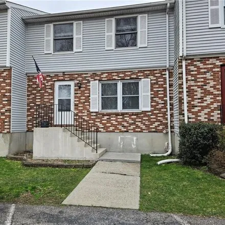 Rent this 3 bed condo on 18 Estate Drive in City of Middletown, NY 10940