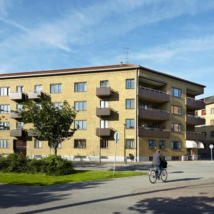 Rent this 2 bed apartment on Uppsalagatan 2B in 214 29 Malmo, Sweden