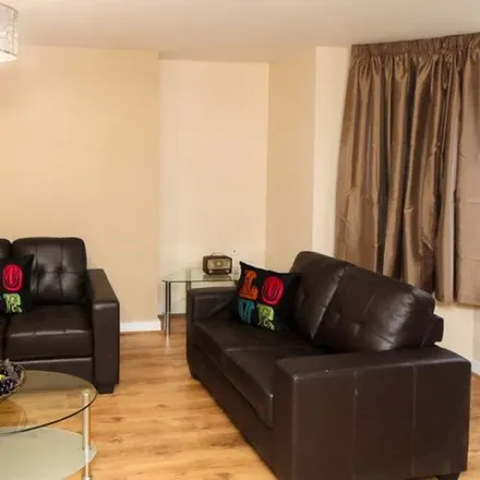 Rent this 1 bed townhouse on Main Street in Grove, DN22 0RJ