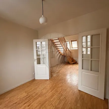 Rent this 5 bed apartment on 5 Boulevard du Maréchal Foch in 49051 Angers, France