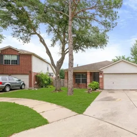 Rent this 3 bed house on 17566 South Summit Canyon Drive in Harris County, TX 77095