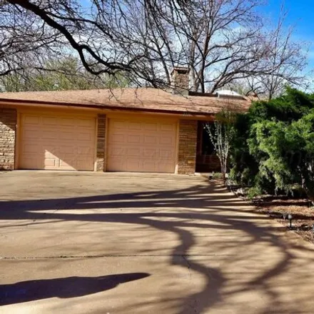 Image 4 - 2555 11th Avenue, Canyon, TX 79015, USA - House for sale