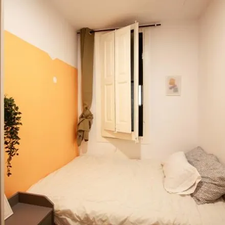 Image 2 - Carrer d'Aribau, 84, 08001 Barcelona, Spain - Room for rent