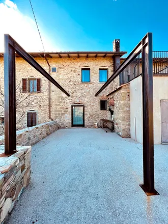 Rent this 4 bed house on Strada Provinciale della Libbia in 52031 Anghiari AR, Italy