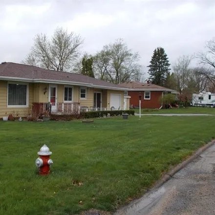 Buy this 2 bed house on 1000 Crest Drive in Creston, IA 50801