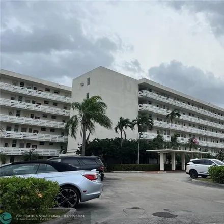 Rent this 1 bed condo on 3010 Marcos Drive in Aventura, FL 33160