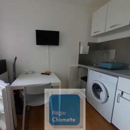Rent this 1 bed apartment on 16 Rue Léon Fabre in 69100 Villeurbanne, France