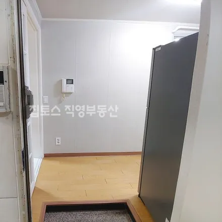 Rent this studio apartment on 서울특별시 강남구 논현동 157-4