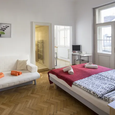 Rent this 1 bed room on Dušní 928/1 in 110 00 Prague, Czechia