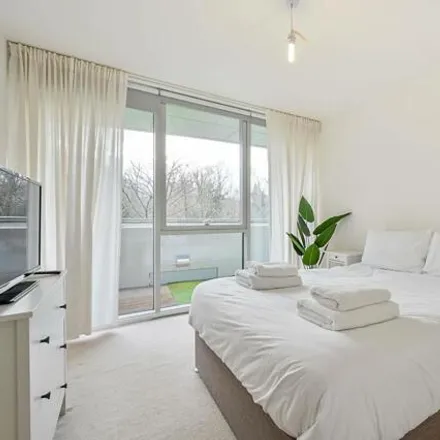 Image 5 - Edmunds Point (1-91), Bollo Lane, London, W4 5LS, United Kingdom - Apartment for rent