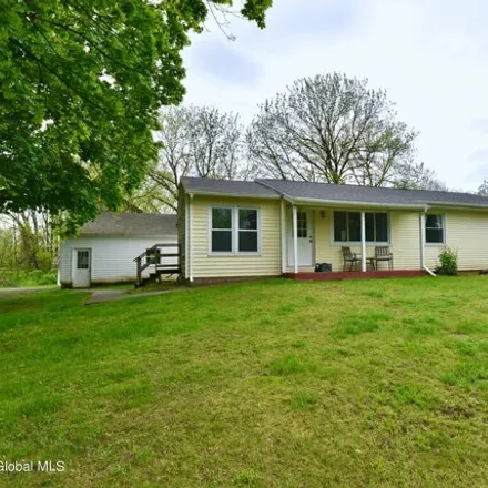 Buy this 3 bed house on 36 Henderson Way in Fort Edward, Washington County