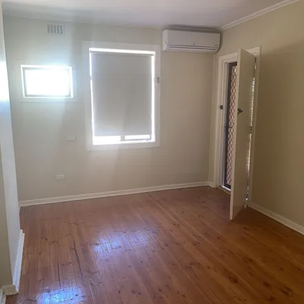 Image 4 - O'Dea Street, Whyalla Stuart SA 5608, Australia - Apartment for rent