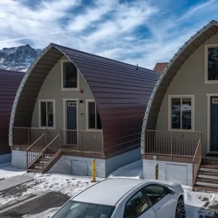 Buy this studio house on 40 Howard Avenue in June Lake, Mono County