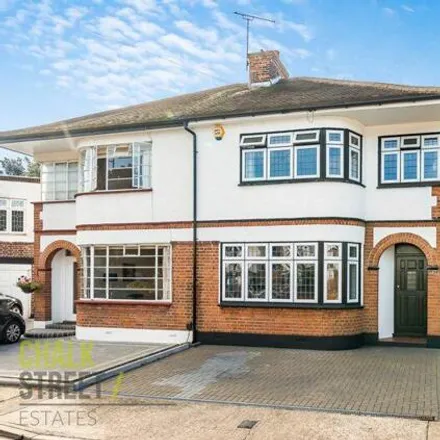 Image 1 - Cranbrook Drive, London, RM2 6AP, United Kingdom - Duplex for sale