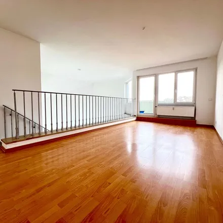 Rent this 3 bed apartment on Schuhmode Geller in Alte Hauptstraße 23, 45289 Essen