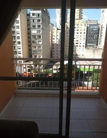 Buy this 2 bed apartment on Avenida Duque de Caxias 512 in Campos Elísios, São Paulo - SP