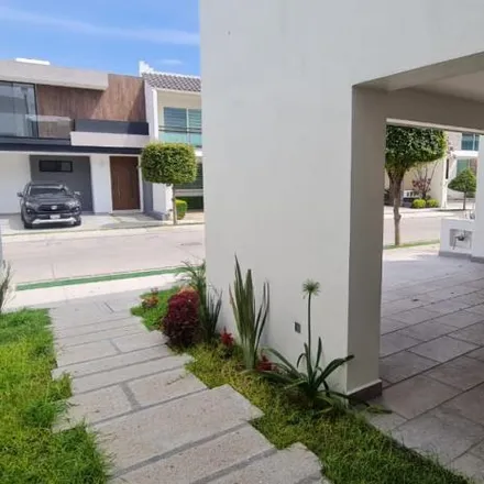 Buy this 3 bed house on Bulevard Punta del Este in Punta Del Este, 37296 León