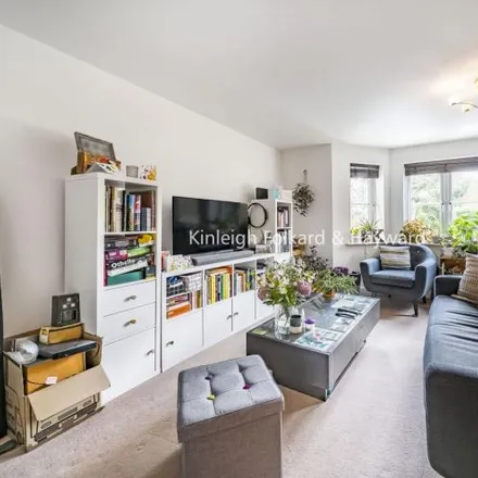 Rent this 2 bed apartment on Oakwood Avenue in Bromley Road, Bromley Park