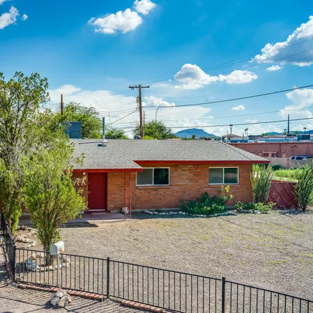 Buy this 5 bed house on 2041 West Water Street in Tucson, AZ 85745