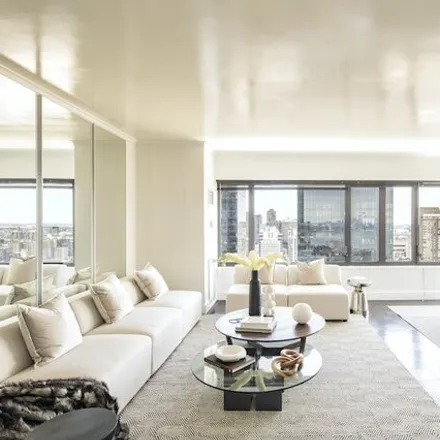 Image 3 - The Sovereign, East 58th Street, New York, NY 10022, USA - Apartment for sale