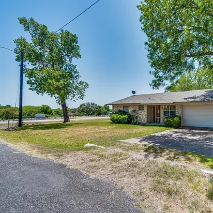 Image 4 - 306 Elizabeth Street, Palmer, Ellis County, TX 75152, USA - House for sale