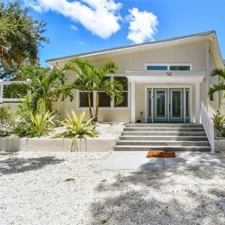 Image 1 - Pinellas Point Drive South & 7th Street South, Pinellas Point Drive South, Saint Petersburg, FL 33739, USA - House for sale