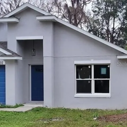 Rent this 3 bed house on 501 Barwick Street in Wildwood, FL 34785