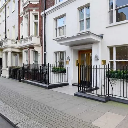 Image 6 - 22 Hill Street, London, W1J 5LX, United Kingdom - Apartment for rent