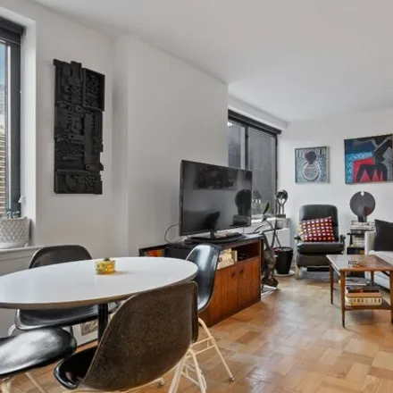 Buy this studio condo on The Horizon in East 37th Street, New York