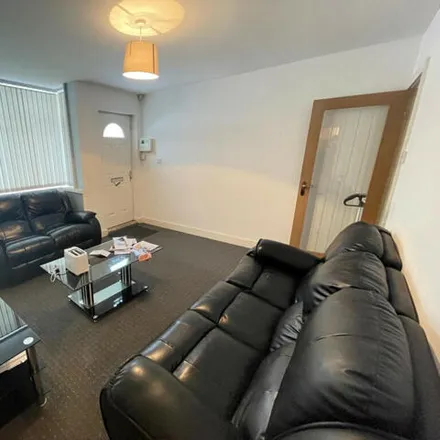 Image 2 - Speedwell View, Leeds, LS6 2SG, United Kingdom - Townhouse for rent
