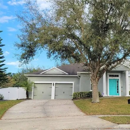 Rent this 4 bed house on 553 Shirley Drive in Apopka, FL 32712