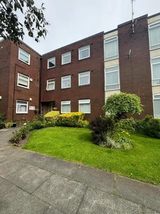 Rent this 2 bed room on Verdala Park in Liverpool, L18 3JS