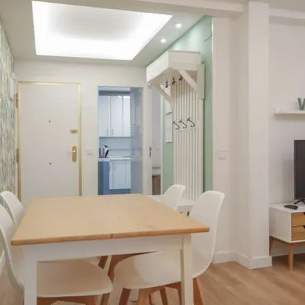 Rent this 4 bed apartment on Travesía Carabanchel in 28902 Getafe, Spain