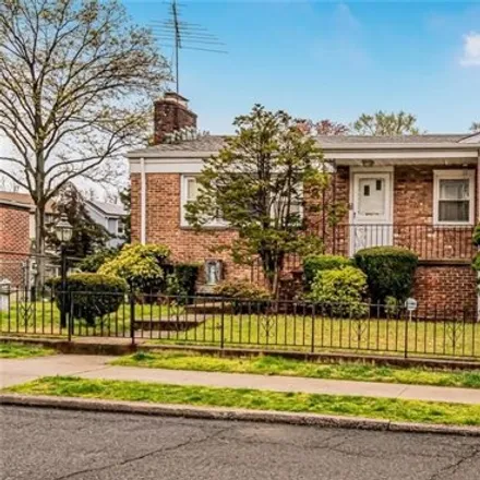 Buy this 3 bed house on 95 Kimball Terrace in City of Yonkers, NY 10704