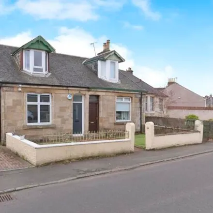 Buy this 3 bed duplex on Sidehead Road in Stonehouse, ML9 3EX